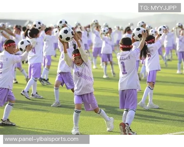 幼儿足球操的乐趣与益处探索让孩子在运动中快乐成长 幼儿足球操的乐趣与益处探索让孩子在运动中快乐成长